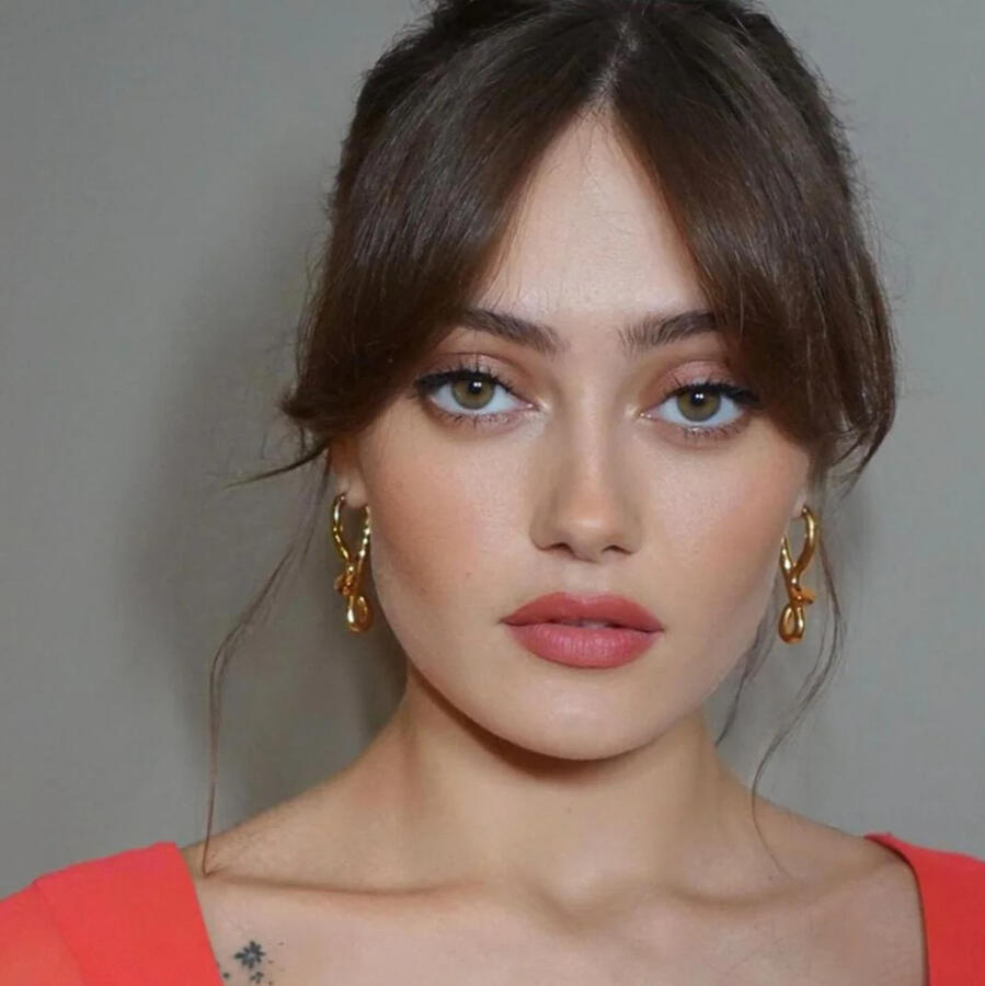 Valiant Champion Molly Reid